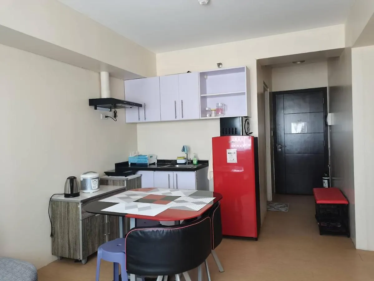 Avida Towers 1Br Sea And City View Condo At Poblacion ダバオ　シティ フィリピン